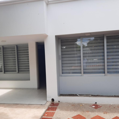 Ventanas Correderas con Persianas Modernas